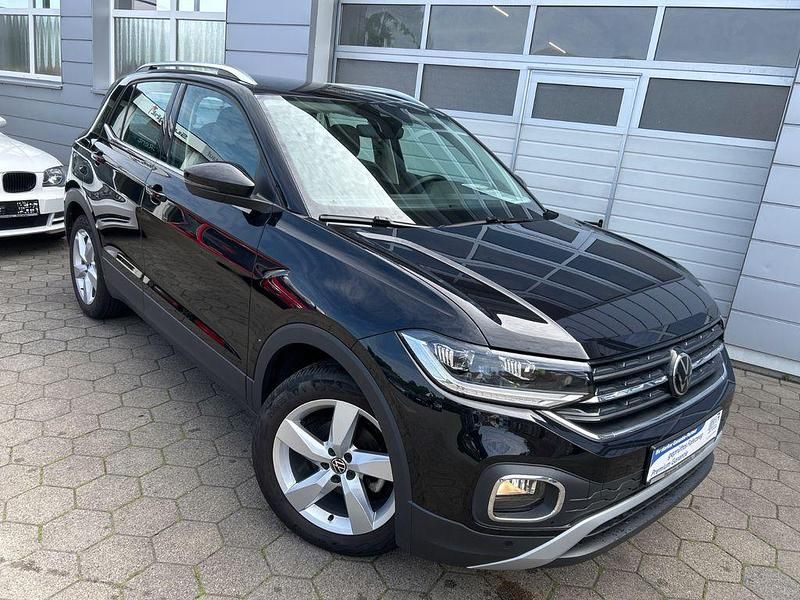 Deep black perleffekt Gebraucht 2022 VW T-Cross Style SUV | 19.900 € (Fairer Preis) - Bild 1/4