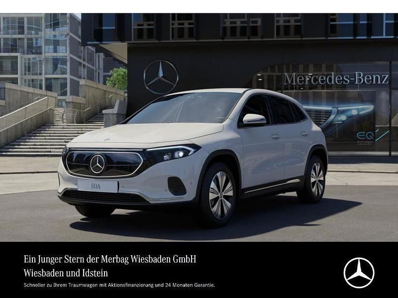 Weiß Gebraucht 2023 Mercedes EQA250 Progressive SUV | 29.890 € (Guter Preis) - Bild 1/1