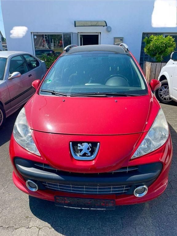 Gebraucht Peugeot 207 90 PS (66 kW) 2007 Rot Kombi