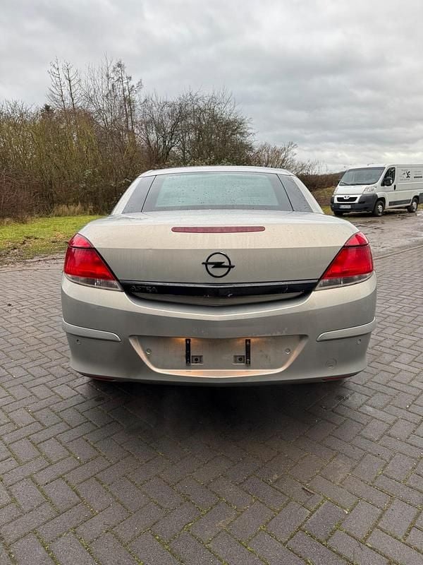 Gebraucht Opel Astra Cabriolet 105 PS (77 kW) 2006 Silber Cabrio