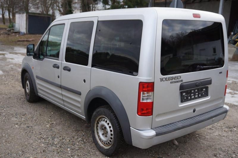 Gebraucht Ford Tourneo 90 PS (66 kW) 2006 Silber Kombi