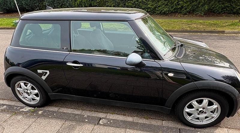 Second-hand Mini ONE Seven 90 CP (66 kW) 2006 Negru Hatchback