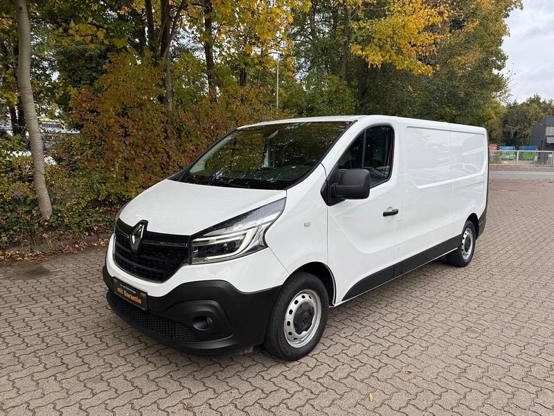 Weiß Gebraucht 2021 Renault Trafic Komfort Van | 16.200 € (Guter Preis) - Bild 1/4
