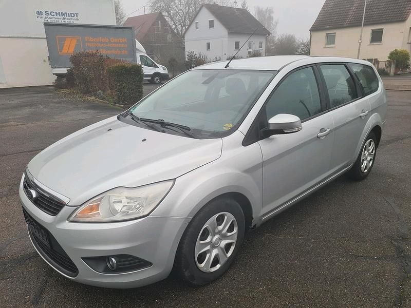 Silber Gebraucht 2008 Ford Focus Kombi | 500 € (Superpreis) - Bild 1/4