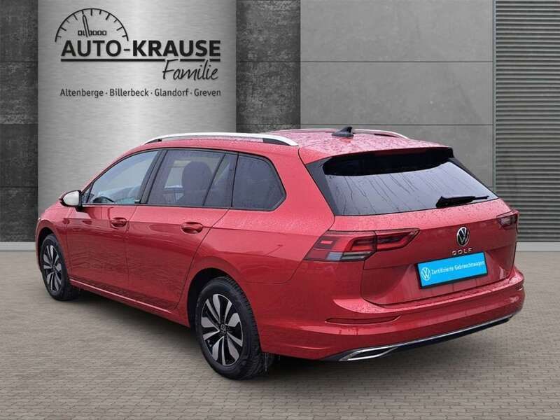 Gebraucht VW Golf VIII Move 131 PS (96 kW) 2023 Rot Kombi