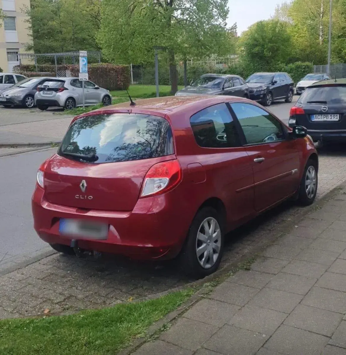 Gebraucht Renault Clio II Dynamique 75 PS (55 kW) 2009 Limousine