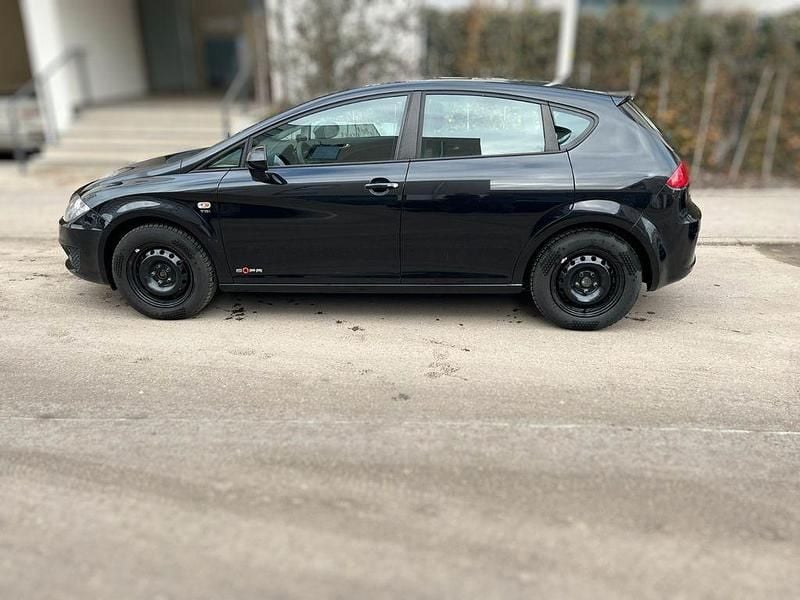 Schwarz Gebraucht 2012 Seat Leon Copa Limousine | 6.300 € (Superpreis) - Bild 1/4