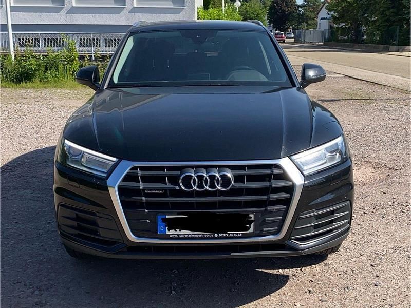 Gebraucht 2017 Audi Q5 Design SUV | 21.500 € - Bild 1/4