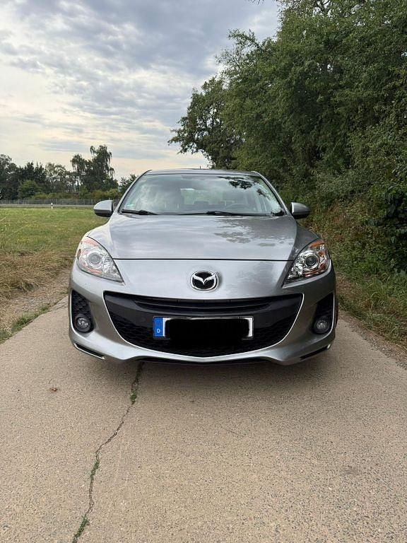 Silber Gebraucht 2011 Mazda 3 Edition Limousine | 6.600 € (Fairer Preis) - Bild 1/4