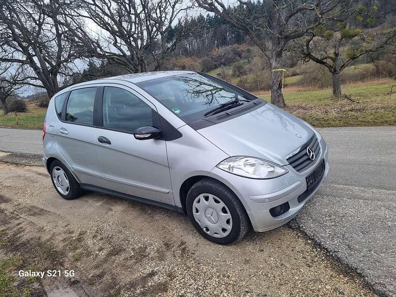 Gebraucht Mercedes A150 95 PS (69 kW) 2007 Polarsilber  metalliclack Kleinwagen
