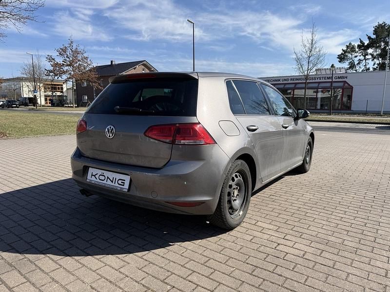 Gebraucht VW Golf VII 140 PS (102 kW) 2014 Grau Limousine
