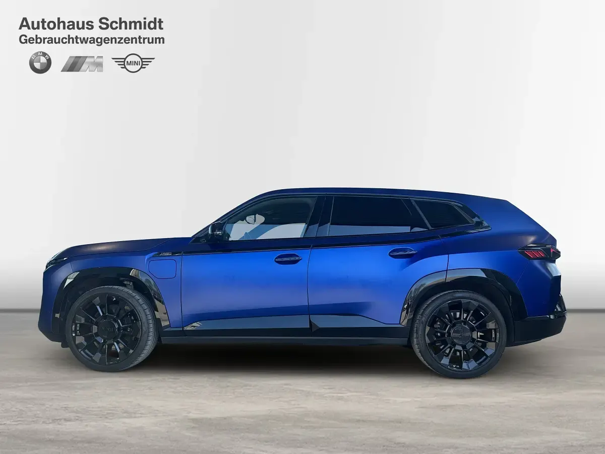 Gebraucht BMW XM Performance 489 PS (359 kW) 2025 Sonderlackierung SUV
