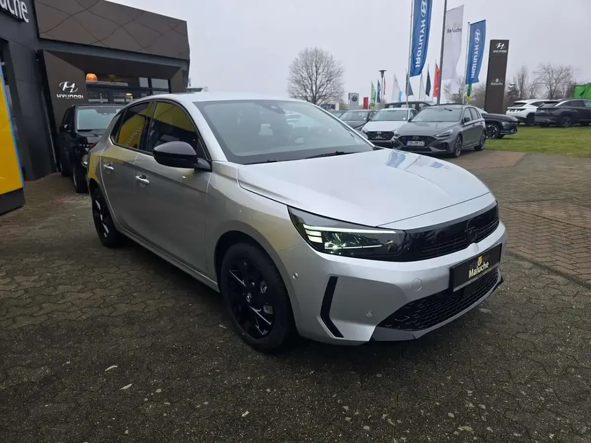 Gebraucht Opel Corsa 101 PS (74 kW) 2025 Grau/typ aussenverkleidung met Limousine