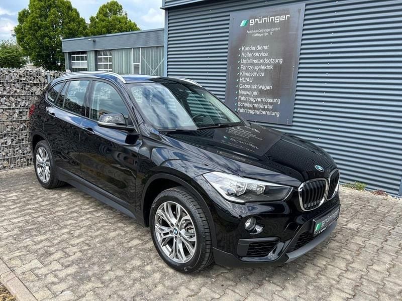 Gebraucht BMW X1 Advantage 136 PS (100 kW) 2016 Schwarz 2 SUV
