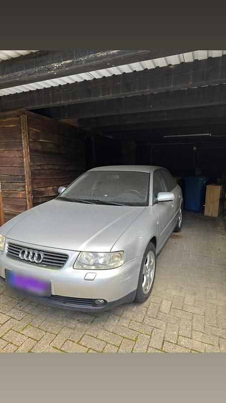 Usata Audi A3 102 CV (75 kW) 2003 Argento Utilitaria