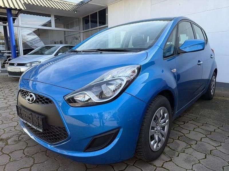 Gebraucht Hyundai ix20 Classic 90 PS (66 kW) 2016 Blau Kleinwagen