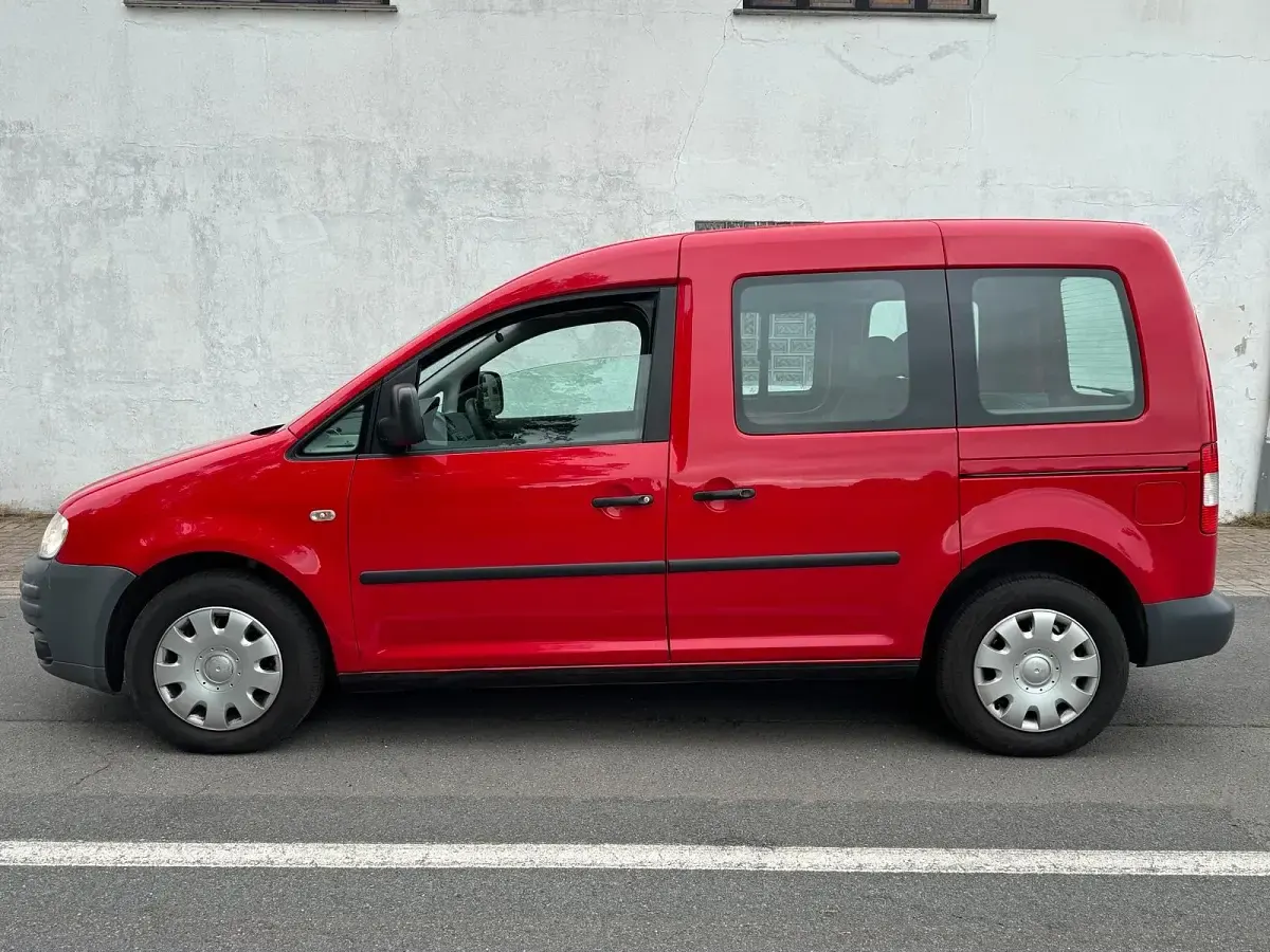 Gebraucht VW Caddy Life 80 PS (58 kW) 2009 Rot Van / Kleinbus