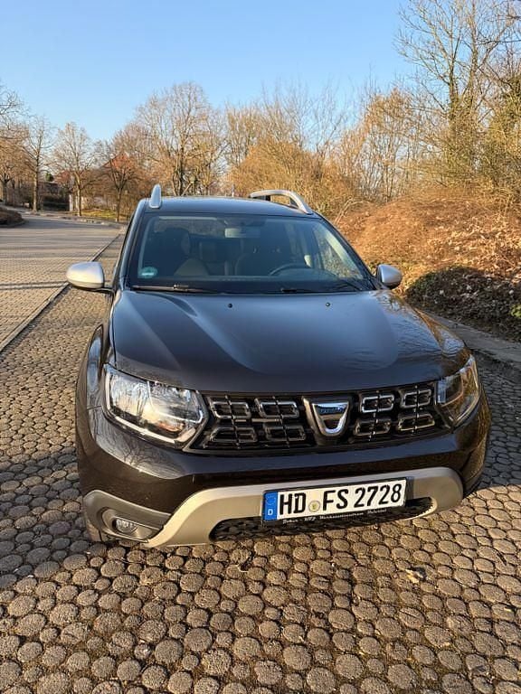 Gebraucht Dacia Duster Comfort 114 PS (83 kW) 2019 Schwarz SUV