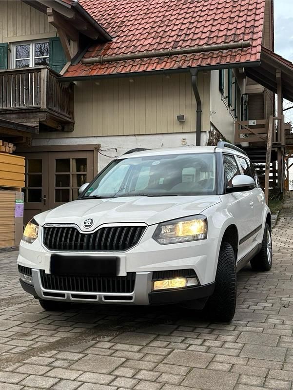Gebraucht Skoda Yeti 140 PS (102 kW) 2014 Weiß SUV