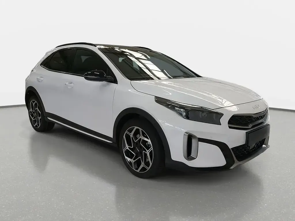 Neu Kia XCeed GT-Line 179 PS (131 kW) 2026 Deluxeweiss metallic SUV