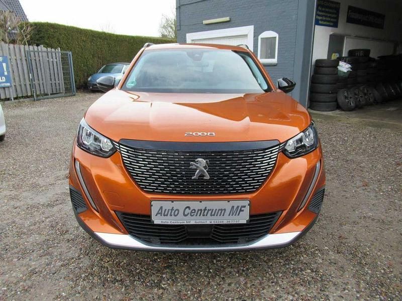 Gebraucht Peugeot 2008 Allure 131 PS (96 kW) 2022 Braun SUV