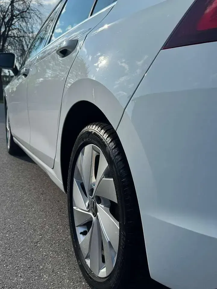 Gebraucht VW Golf VIII Style 204 PS (150 kW) 2022 Weiß Limousine