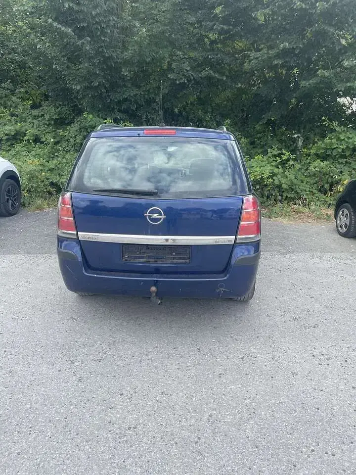Gebraucht Opel Zafira Edition 150 PS (110 kW) 2006 Blau Van / Kleinbus