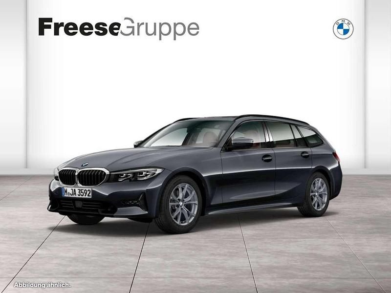 Mineralgrau metallic Gebraucht 2022 BMW 320 Sport Line Kombi | 27.490 € (Superpreis) - Bild 1/4