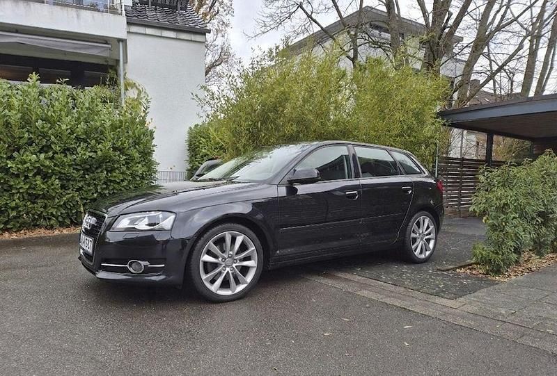 Gebraucht Audi A3 Ambition 140 PS (102 kW) 2011 Schwarz Kleinwagen
