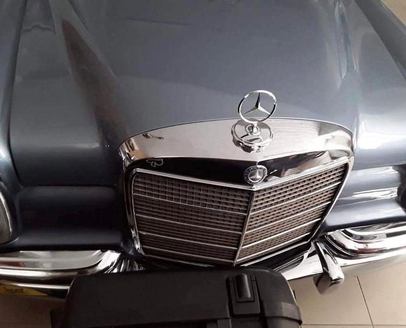 Beige Gebraucht 1970 Mercedes 600 Limousine | 69.000 € - Bild 1/4