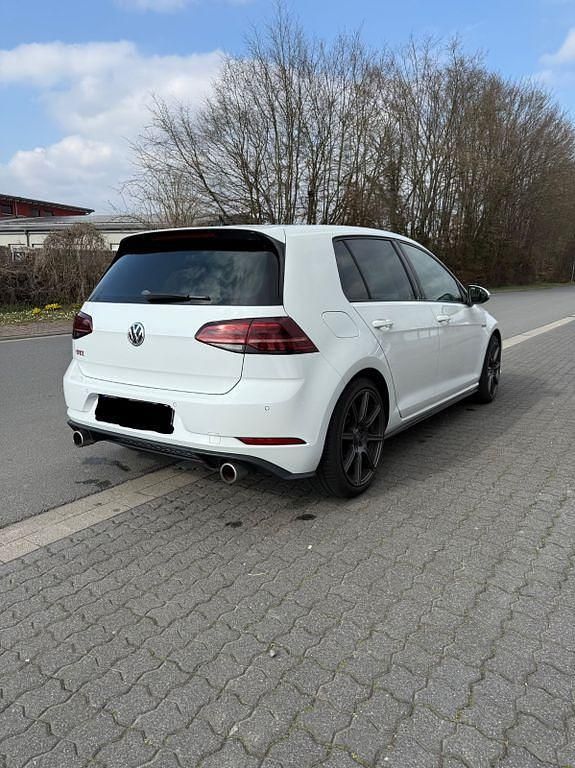 Gebraucht VW Golf VII GTI 245 PS (180 kW) 2018 Weiß Limousine