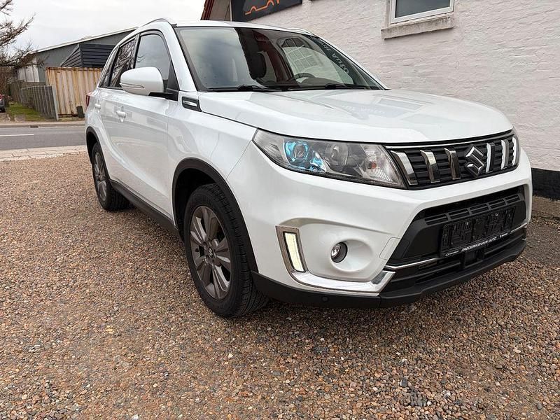 Gebraucht Suzuki Vitara Adventure 140 PS (102 kW) 2019 Weiß SUV