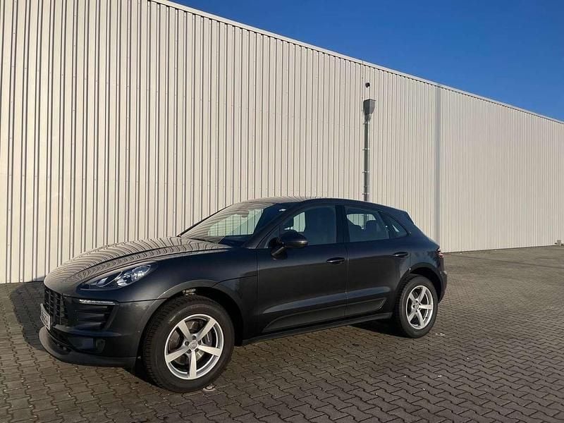 Gebraucht Porsche Macan 252 PS (185 kW) 2018 Grau SUV