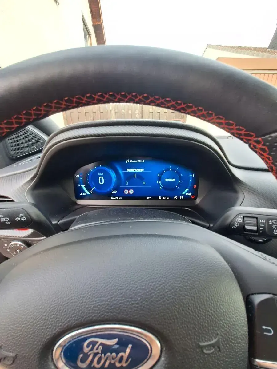 Gebraucht Ford Puma ST-Line X 155 PS (114 kW) 2024 Grau SUV