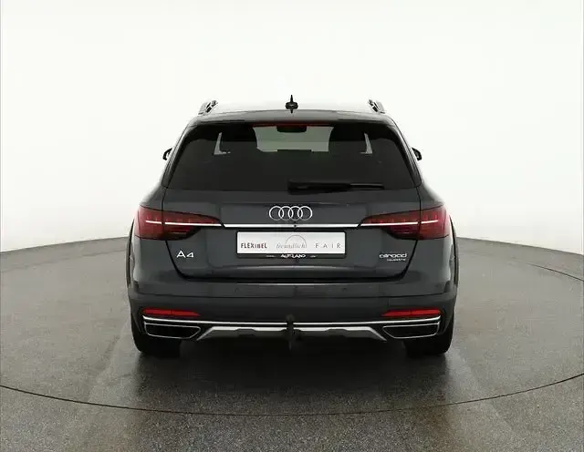 Gebraucht Audi A4 Allroad Ambiente 204 PS (150 kW) 2023 Grau Kombi