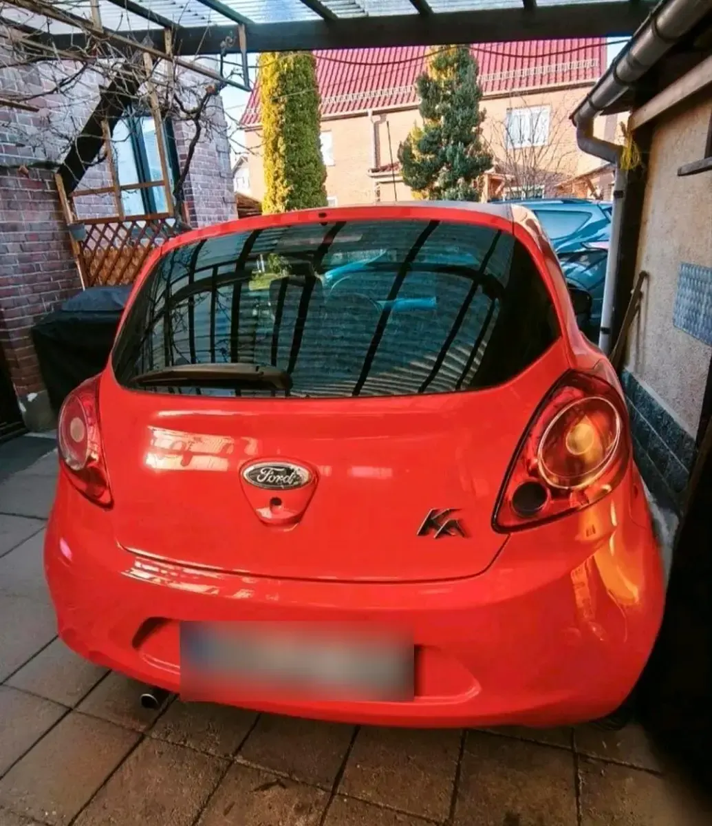Second-hand Ford Ka 69 CP (50 kW) 2011 Roșu Hatchback