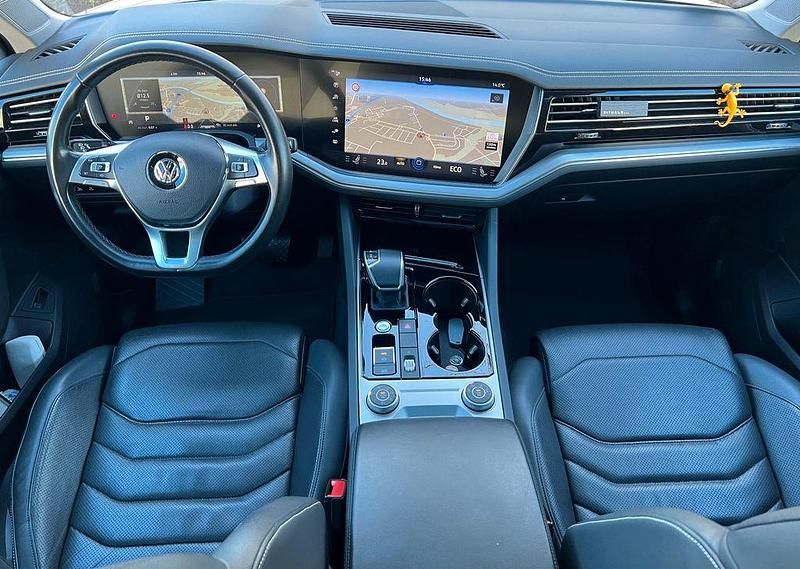 Gebraucht VW Touareg 286 PS (210 kW) 2018 Blau SUV