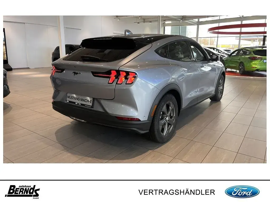 Brugt Ford Mustang Mach-E Standard Range 197 kW (269 HK) 2022 Sølv SUV