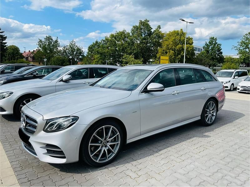 Silber Gebraucht 2019 Mercedes E400 AMG Kombi | 29.999 € (Superpreis) - Bild 1/3