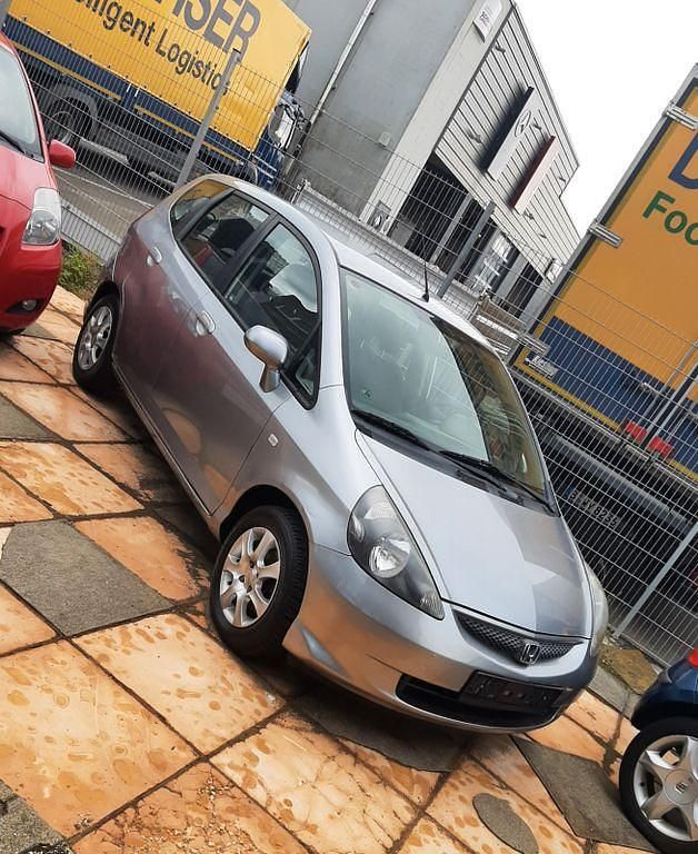 Silber Gebraucht 2006 Honda Jazz LS Kleinwagen | 2.700 € (Teuer) - Bild 1/2