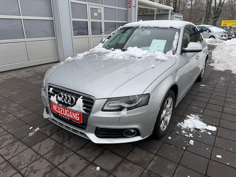 Silber Gebraucht 2009 Audi A4 Ambiente Limousine | 6.950 € (Fairer Preis) - Bild 1/4