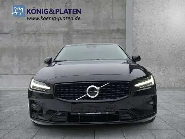Gebraucht Volvo S60 184 PS (135 kW) 2023 Limousine