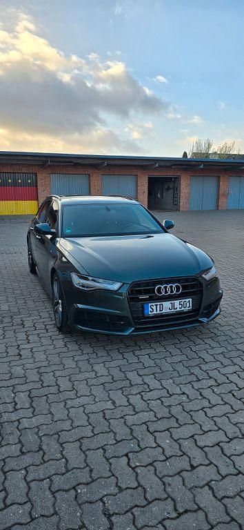 Gebraucht Audi A6 Ambiente 320 PS (235 kW) 2017 Grün Kombi