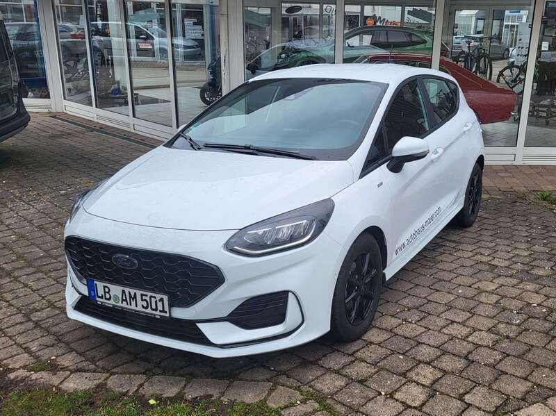 Frostweiß Gebraucht 2023 Ford Fiesta ST-Line Kleinwagen | 19.500 € (Fairer Preis) - Bild 1/4