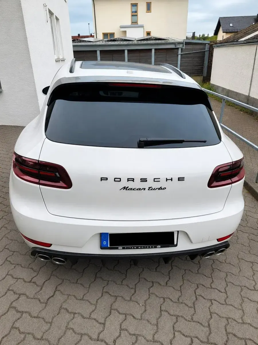 Gebraucht Porsche Macan Turbo Performance Package 400 PS (294 kW) 2017 Silber SUV