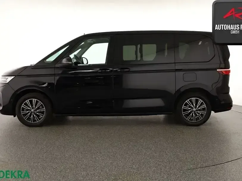 Gebraucht VW Multivan 218 PS (160 kW) 2022 Deep black Van / Kleinbus