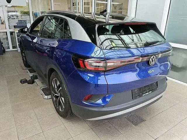 Gebraucht VW ID.4 Pro Performance 150 kW (204 PS) 2023 Blau SUV
