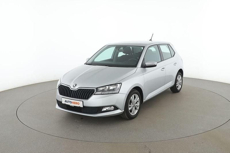 Silber Gebraucht 2020 Skoda Fabia Ambition Limousine | 11.700 € (Fairer Preis) - Bild 1/3