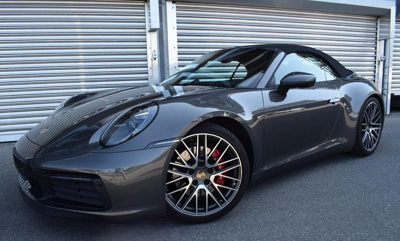 Grau Gebraucht 2022 Porsche 911 Carrera 4S Cabriolet Cabrio | 139.900 € (Guter Preis) - Bild 1/4