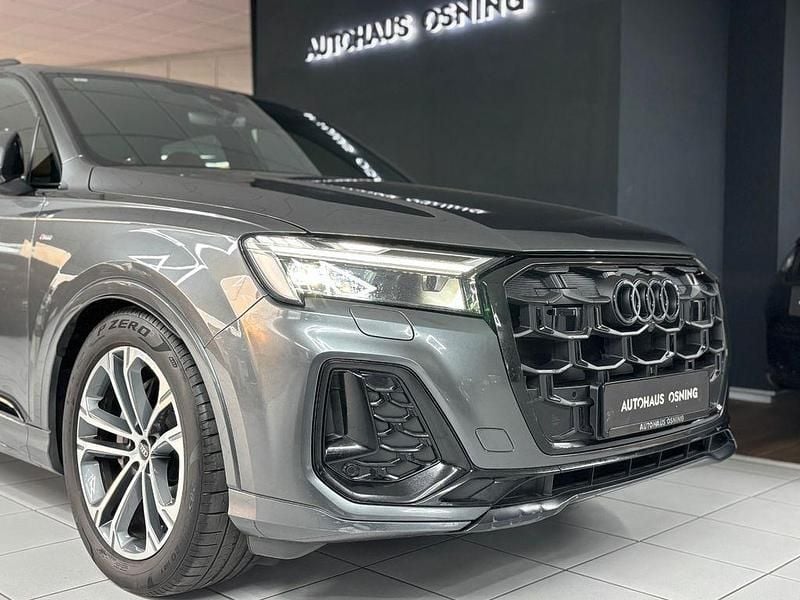 Gebraucht Audi Q7 S-Line 231 PS (169 kW) 2025 Grau SUV